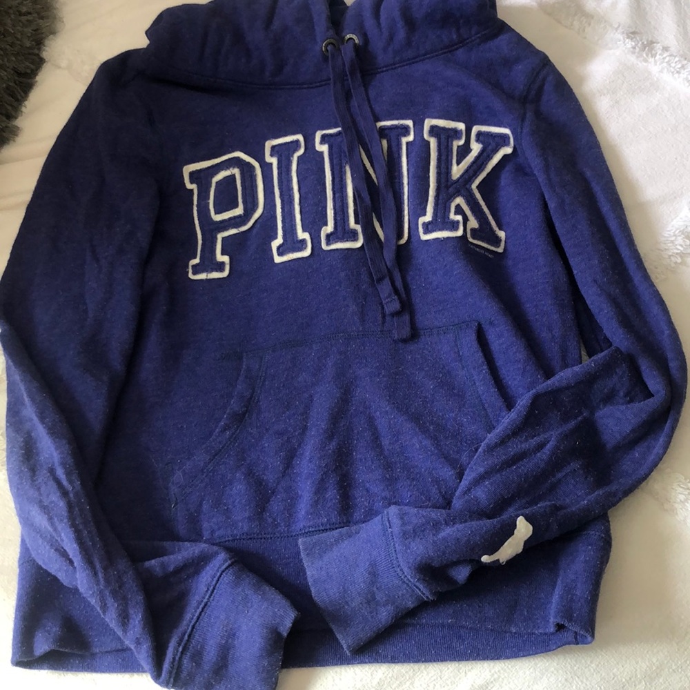 Size XS pink VS pullover hoodie. Blue color